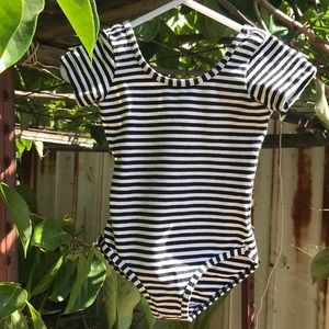 ❗️SOLD❗️Girls Striped Bodysuit